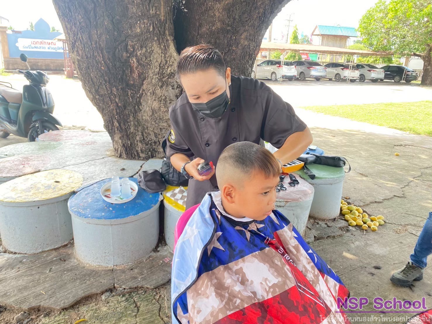 ตัดผมนักเรียนฟรี